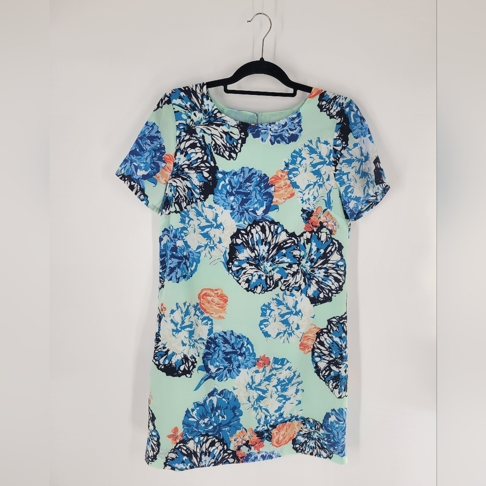J Crew shift mint floral miniโ dress Size 8 short sleeves